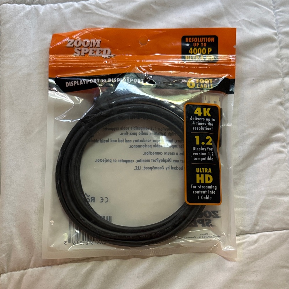 Zoom Speed DisplayPort Cable